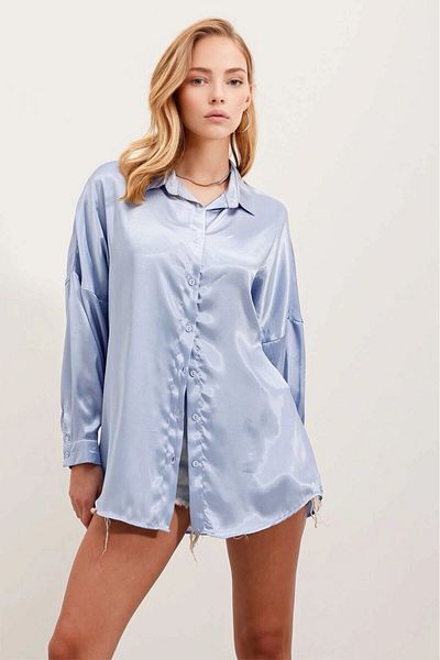 hazelin Cămașă oversize cu suprafață de satin, albastru gheață, pentru femei HZL23S-BD139851