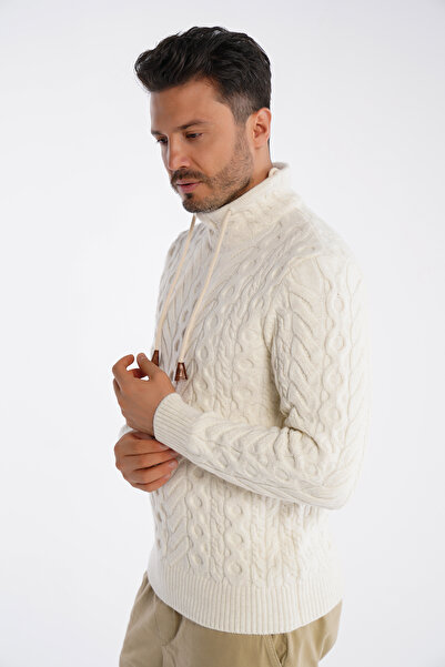 Trist Star Чоловічий светр з кістковим коміром, плетеним візерунком і вовняним капюшоном Trist-5322