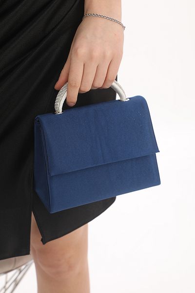 Piedra Accesoriul din piatră din țesătură satinată de culoare albastru bleumarin poate fi folosit cu curea de umăr cu închidere magnetică (dimensiune mică)