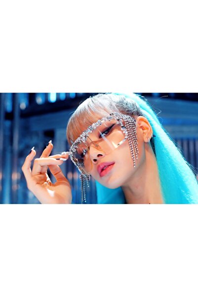 512 STORE Blackpink Lisa Duvar Poster 30x42 Çerçevesiz / K-pop