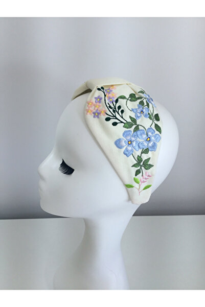 CIGDEMCALISKAN Periwinkle Joy Çiçek Nakışlı Taç