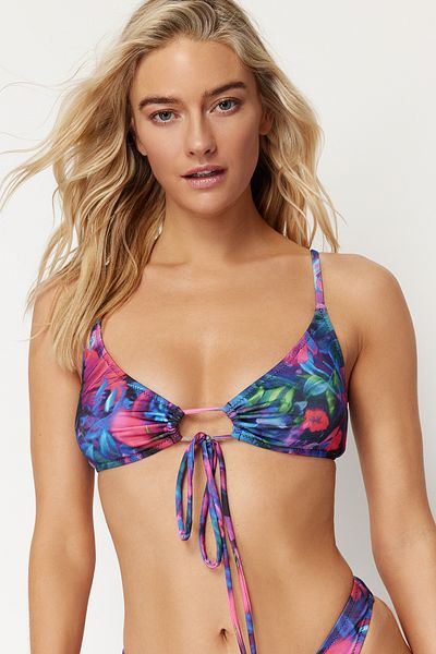 Trendyol Collection Floral Patterned Bralette Cut Out/Window Bikini Top TBESS23BU00124