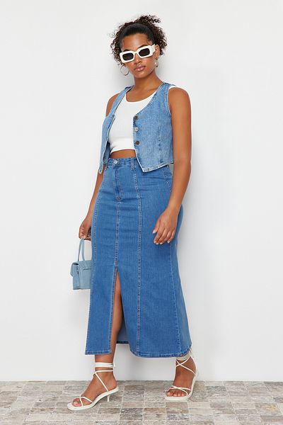 Trendyol Curve Fustă midi de denim albastră cu fante în față TBBSS24AZ00011