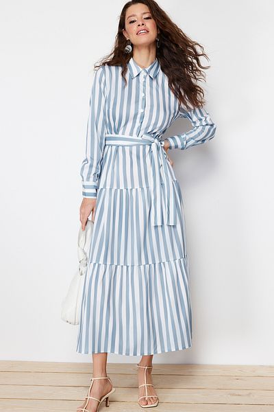 Trendyol Modest Μπλε πουκάμισο φόρεμα με ντεγκραντέ ρίγες και ζώνη - TCTSS24EB00150