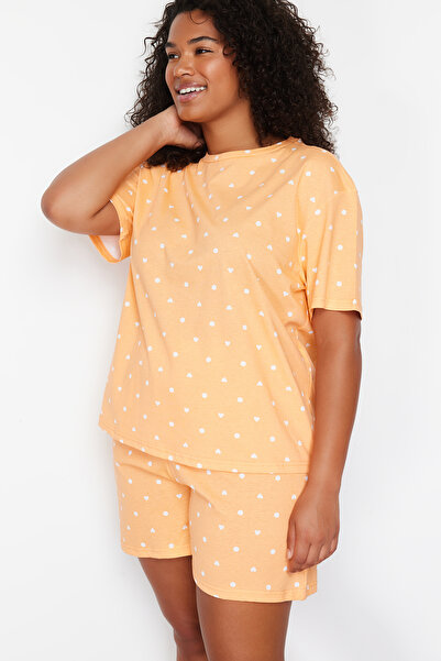 Trendyol Curve Narancssárga 100% pamut pöttyös és szív rövidnadrág kötött pizsama szett TBBSS24AI00025
