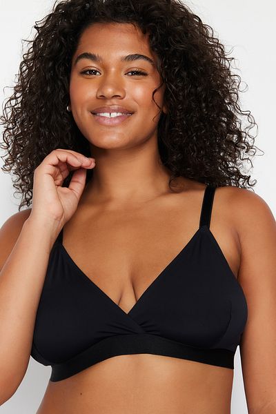 Trendyol Curve حمالة صدر مايكرو براليت سوداء بدون غطاء TBBSS24CW00003