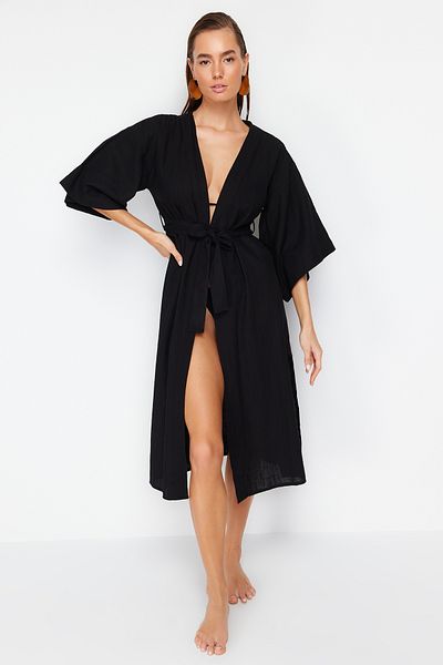 Trendyol Collection Schwarzer Maxi-Kimono und Kaftan in gewebter Leinenoptik mit Gürtel TBESS23KM00058