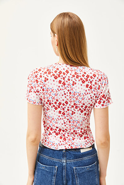 Olalook Kadın Çiçek Kırmızı Bisiklet Yaka Bebe Overlok Crop Bluz BLZ-19002510