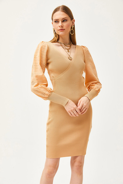 Olalook Rochie de tricot mini pentru femei, cu mâneci din spumă de miere, festonată, cu piept dublu, ELB-19001812