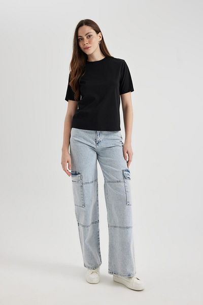 DeFacto Tričko Regular Fit Crew s krátkým rukávem M9595AZ24SP