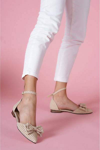 DİVOLYA Misty Beige Polka Dot Ankle Strap Pointed Toe Casual Ballet Flats