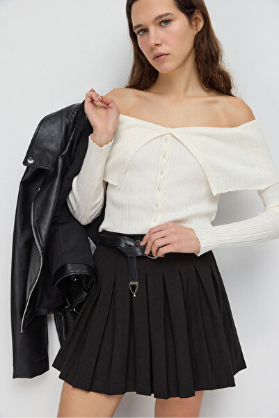 No Matter What Open Shoulder Button Detailed Knitwear Top