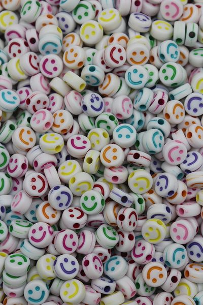 Hobimos 20 Pieces Smiley Face Beads - Colorful Smiley Face Beads on White