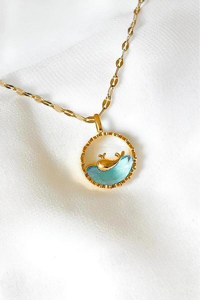 The Collection Non-Tarnish Whale Steel Necklace Blue Water Floating Fish Model Gold Color Steel Necklace