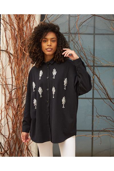 MİA NOURA Cămașă oversize cu detaliu de broderie din piatră