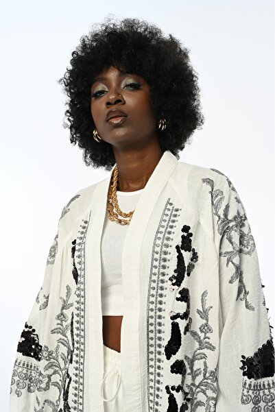 FEMELLE Women's Ecru Standard Size Full Embroidery Embroidered Sequin Embroidery Oversize Jacket