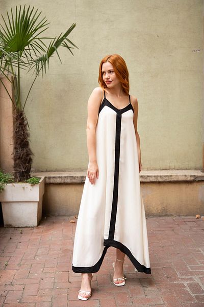 Sue Store Φόρεμα σιφόν με επένδυση από σχοινί σε μαύρο ασύμμετρο κόψιμο