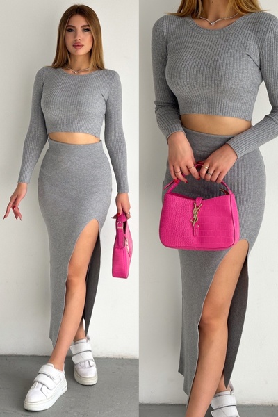 FEMELLE Ženski sivi set pletenog odevnog predmeta (gornji i donji deo)