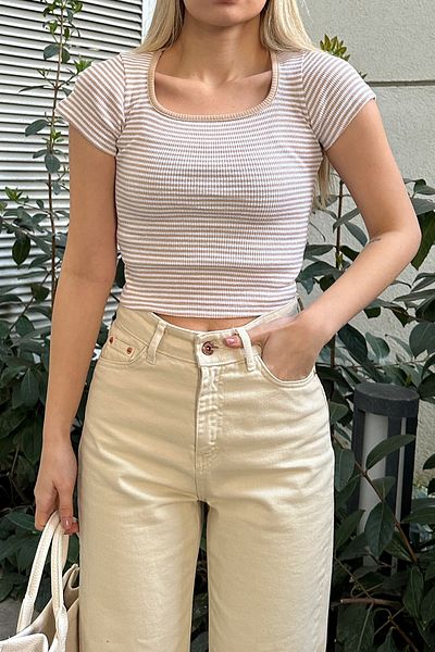 Trend Alaçatı Stili Women's Beige Square Collar Striped Crop Blouse ALC-X11550