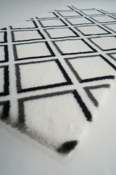 Prizma Non-Slip Marble Single Bathroom Rug and Mat - Checkered (75X110) cm