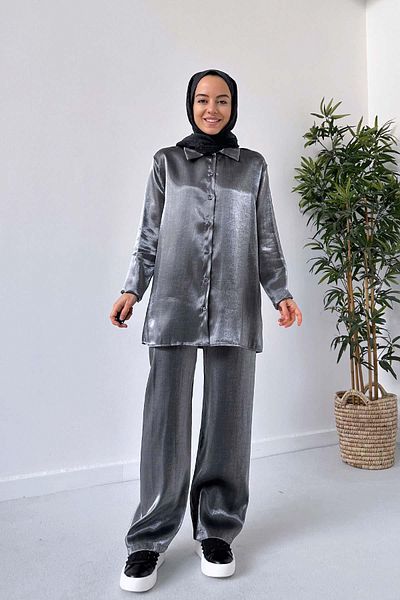 Ka Hijab حجاب ساتان رمادي - طقم من قطعتين