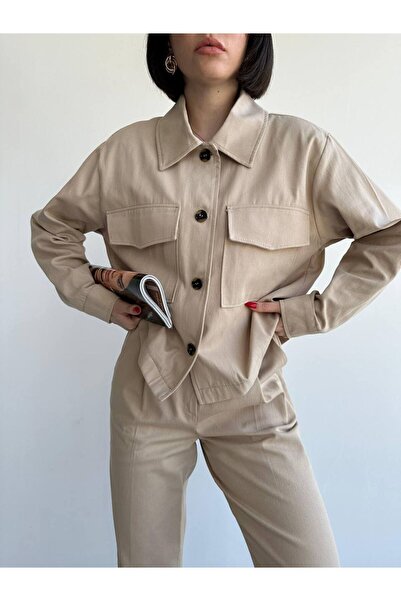 Laluvia Nerzfarbenes Hemd aus 100 % Baumwolle, Karottenhose, Gabardine-Set