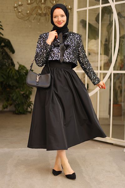 Gizce Taffeta Black Skirt