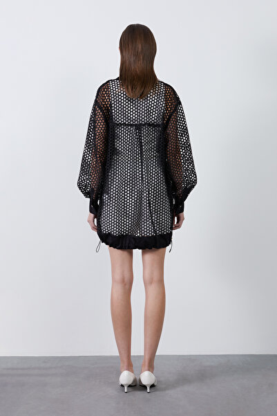 GİZİA Long Black Shirt with Pocket Detail and Mesh