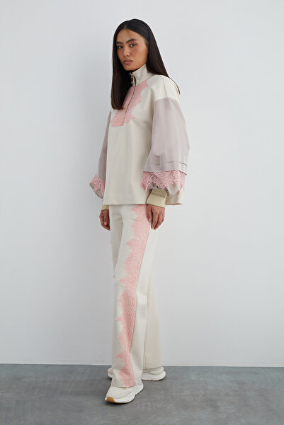 GİZİA Lace Detailed Stand Collar Beige Blouse