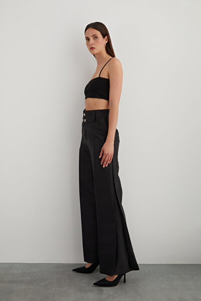 GİZİA Korsaj Detaylı Gold Düğmeli Bol Paça Siyah Pantolon