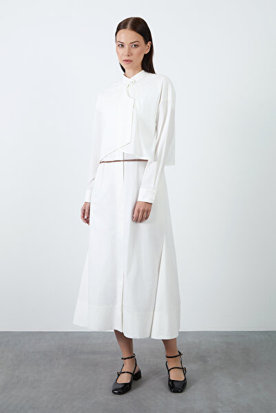 GİZİA Zincir Kemer Detaylı Ekru Gömlek Elbise