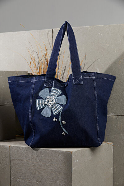 GİZİA Çiçek Nakışlı İşleme Detaylı Jean Çanta