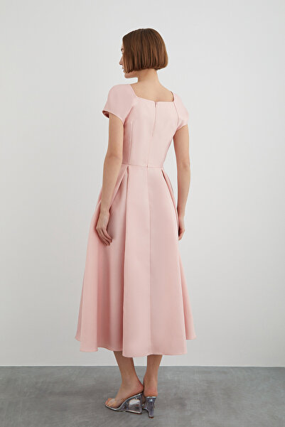 GİZİA Folded Pink Dress with Battery that Sits on the Waist