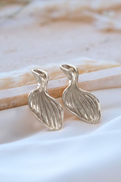 AURRARİ حلق أويستر فضي