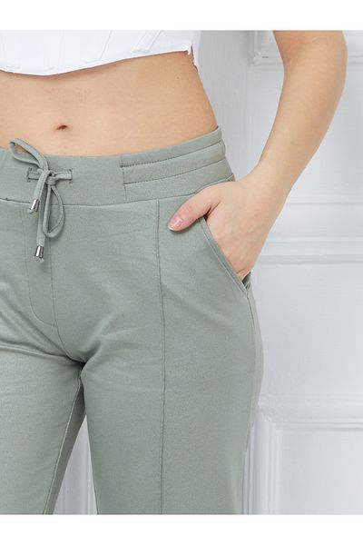 Banadamoda Women's Finished Fabric Front Stitched Wide Leg Trousers