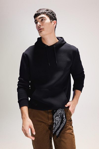 DeFacto Black Pocketed Regular Fit Hooded Soft Furry Inside Basic Plain Sweatshirt X8283Az23Au