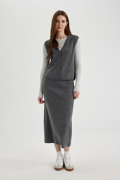 DeFacto Regular Fit Knitwear Maxi Skirt C1705ax24sp