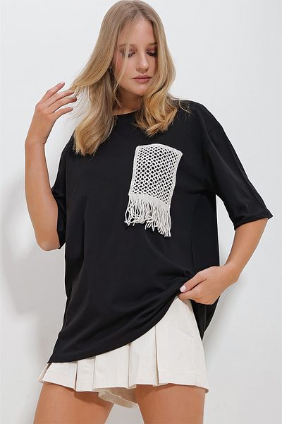 Trend Alaçatı Stili Women's Black Crew Neck Two Thread T-Shirt with Knitted Pockets ALC-X11587