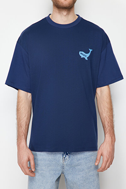 Trendyol Collection Темно-синя вишита футболка великого розміру 100 бавовна TMNSS24TS00040