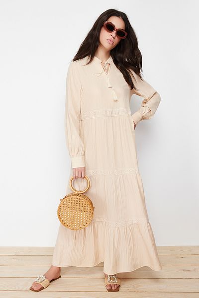 Trendyol Modest Detailní tkané šaty z kamenné krajky TCTSS24EB00058