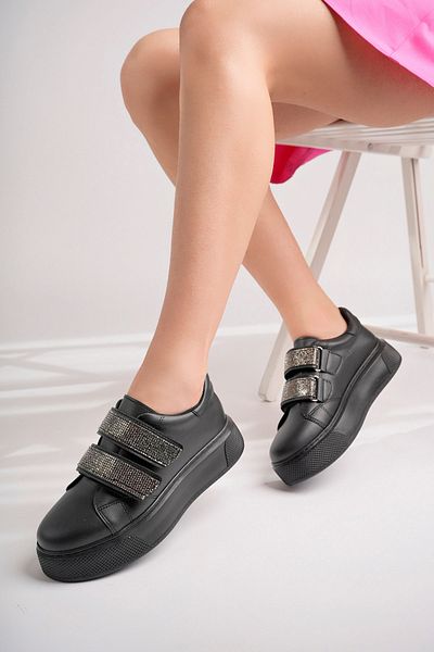 meyra'nın ayakkabıları Γυναικείο sneaker μαύρο χοντρό πέτρα