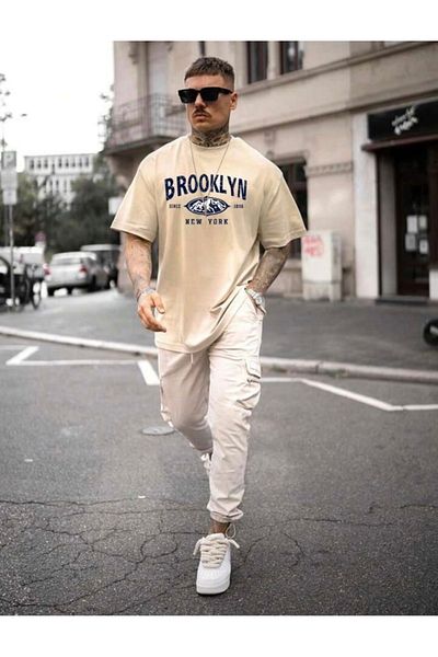 BYMEER Μπλουζάκι με στάμπα Brooklyn σε μπεζ χρώμα
