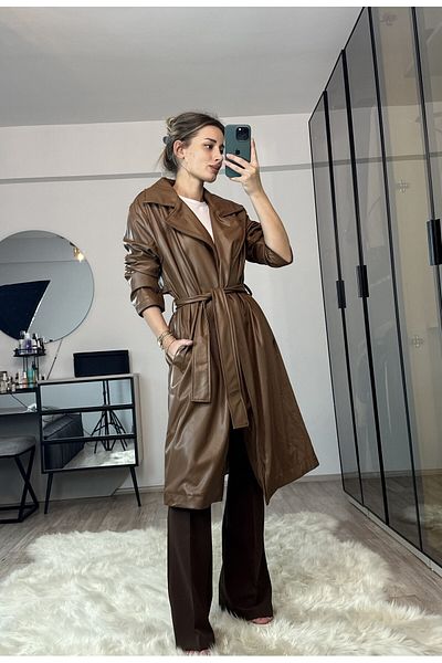 Jaglion Women's Tan Leather Trench Coat
