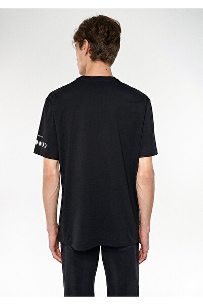 Mavi Launch Baskılı Siyah Tişört Loose Fit / Bol Rahat Kesim 0611094-900