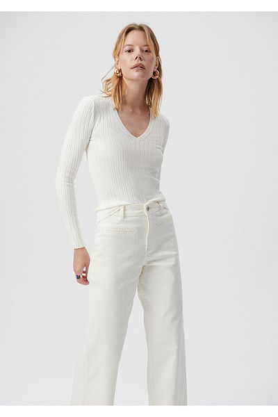 Mavi V-Neck White Knitwear Fitted / Fitted Cut 1710300-70057