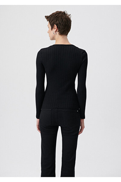 Mavi Tricotaj negru cu decolteu în V Croială 1710300-900