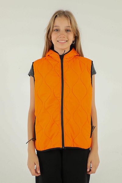 Black One Hooded Double Pocket Zipper Detailed Girl's Vest