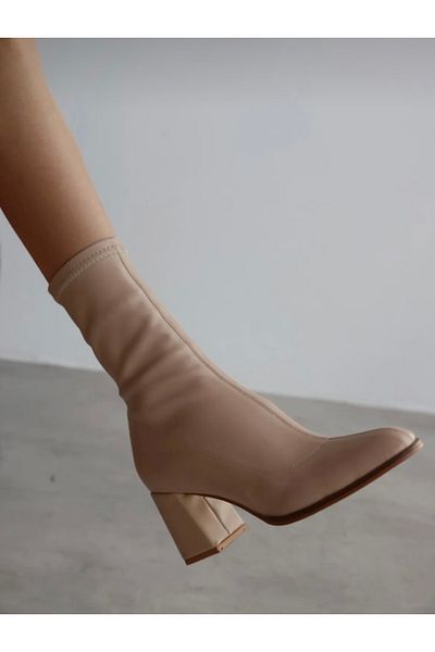 wolk shoes Pensa Short Heeled Stretch Boots - BEIGE