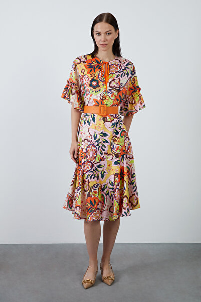 kı.we Ön Yaka Bağlamalı Beli Kemerli Turuncu Desenli Midi Elbise