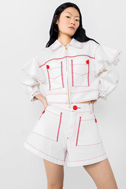 GİZİA Kırmızı Dikiş Detaylı Beyaz Jean Şort